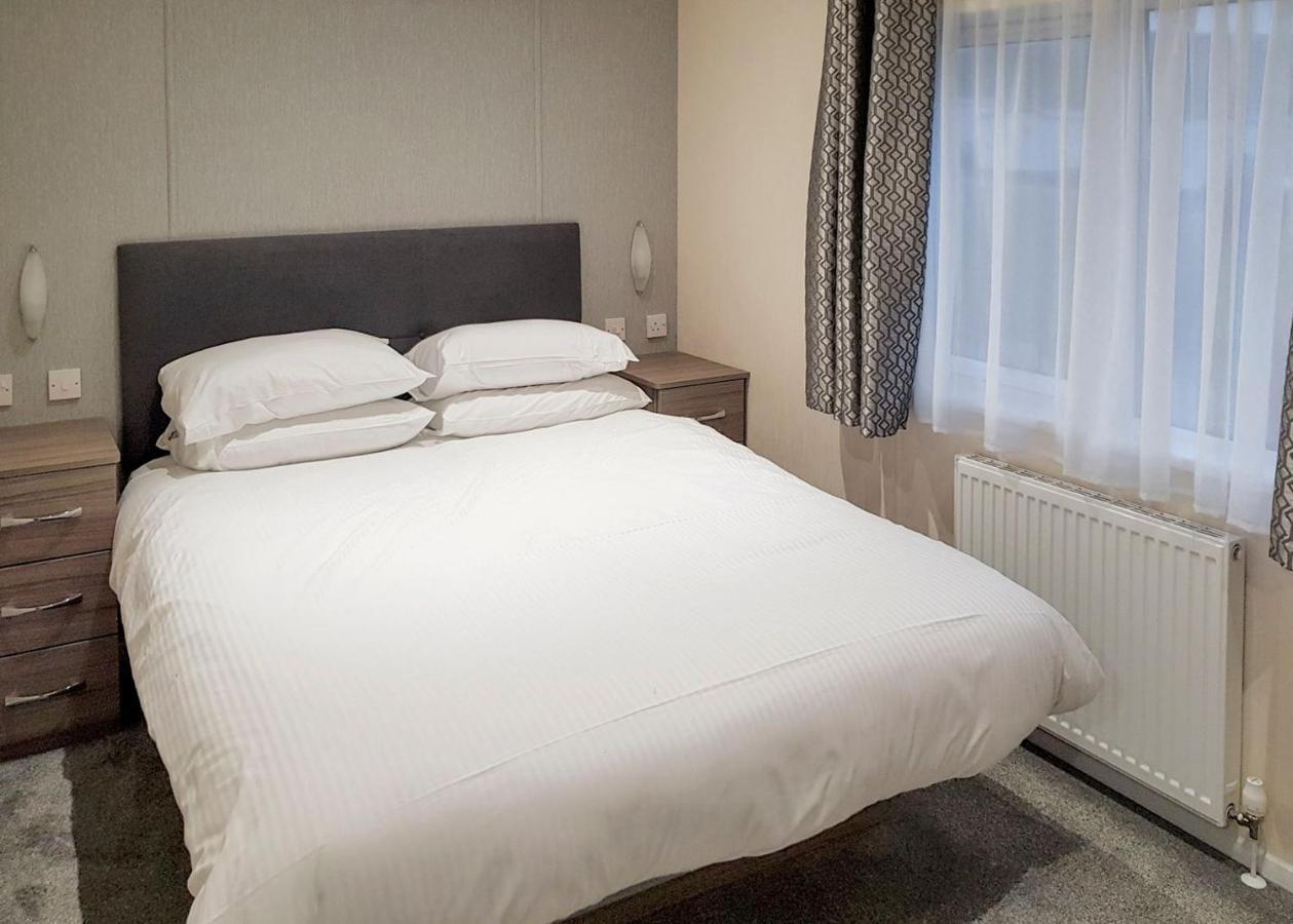 Sandaway Beach Holiday Park Кюм Мартин Екстериор снимка