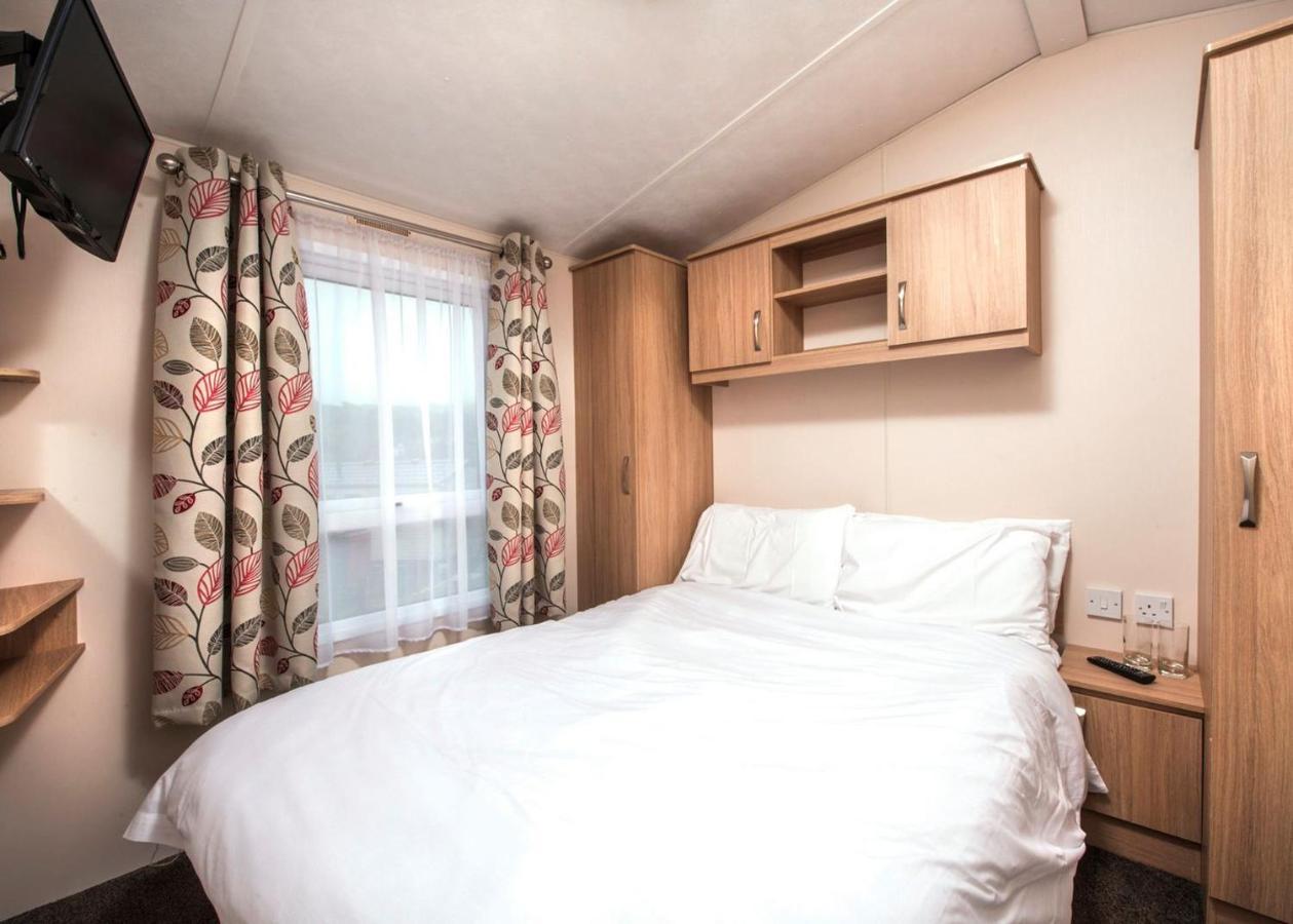 Sandaway Beach Holiday Park Кюм Мартин Екстериор снимка