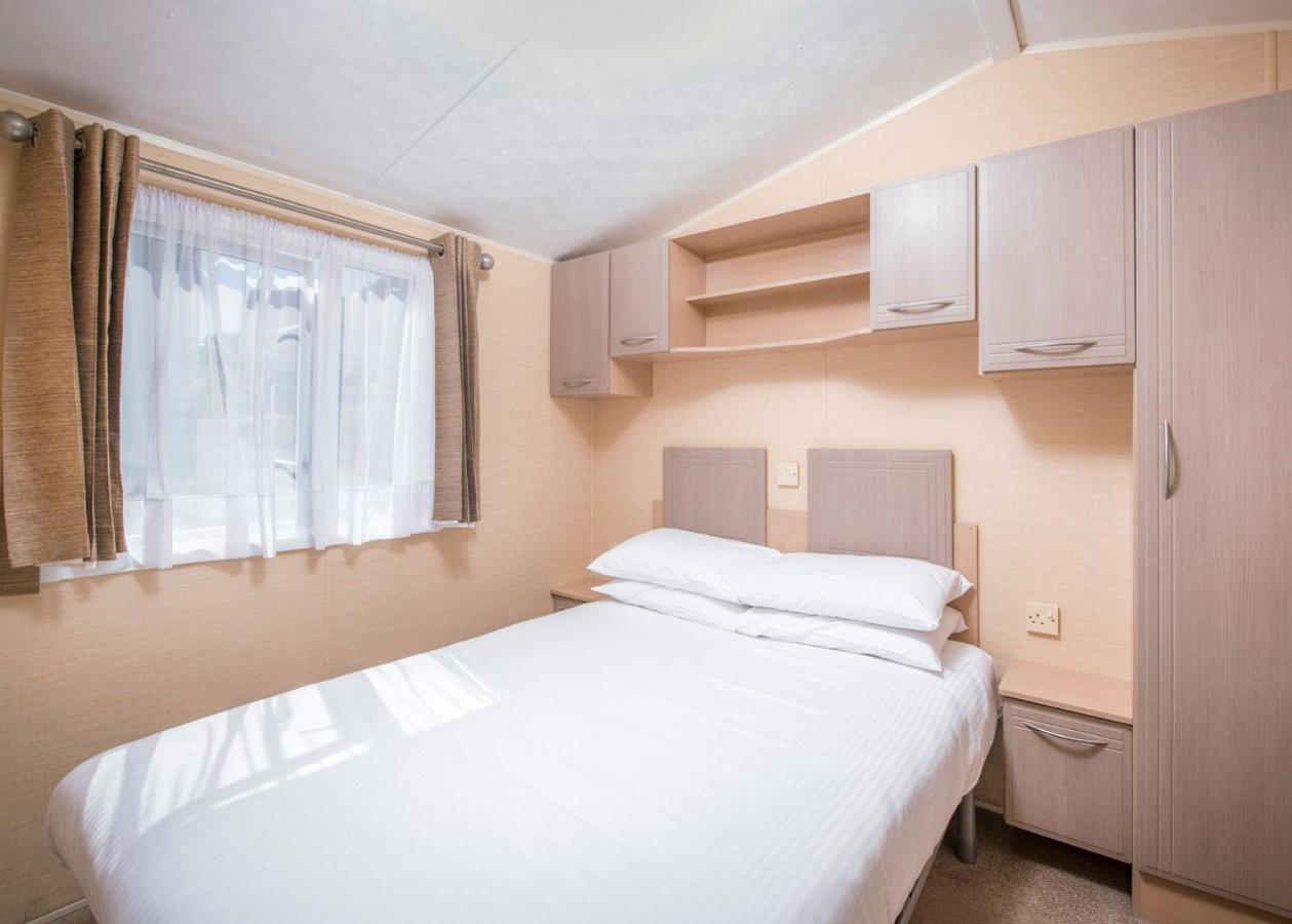 Sandaway Beach Holiday Park Кюм Мартин Екстериор снимка