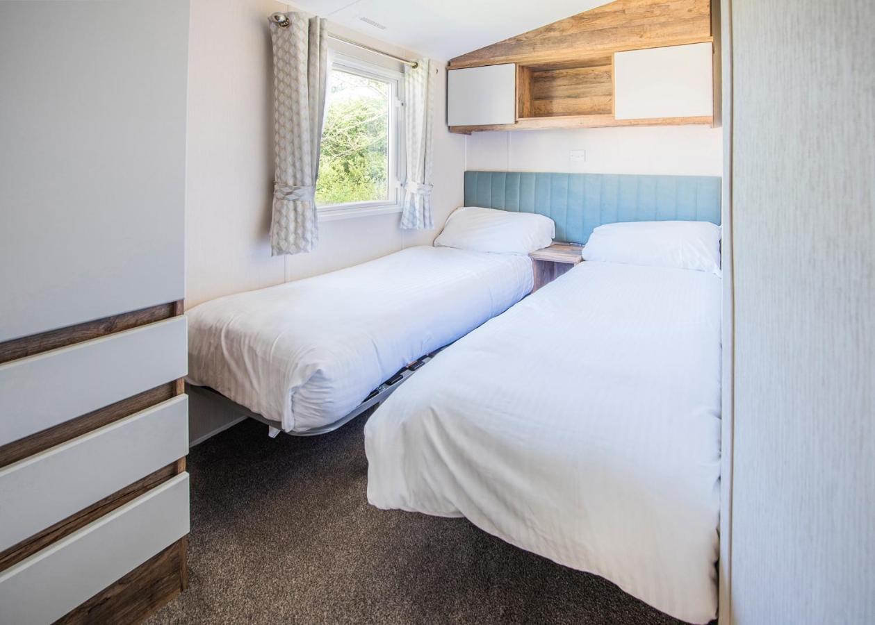 Sandaway Beach Holiday Park Кюм Мартин Екстериор снимка